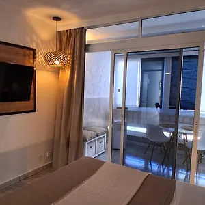 https://hand-made-suite.tenerifehoteles.net